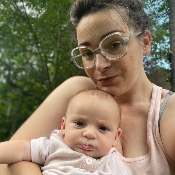 Hi!!! I’m Dawn!! ❤️💜💙💚💛🧡🖤🌈🎈🦖🎪🦔🎨 - Picture 8 of 9